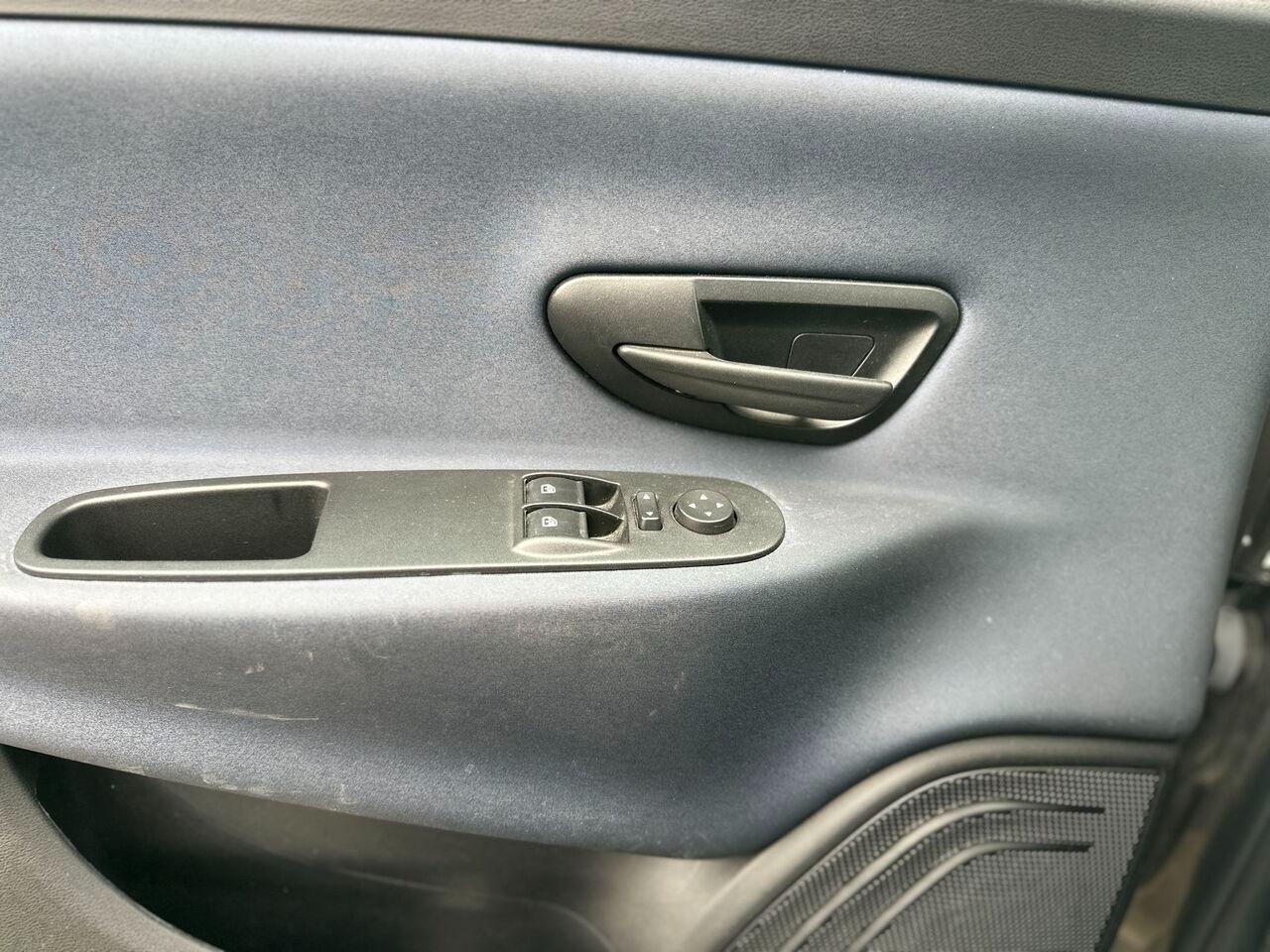 LANCIA Ypsilon III 2021 - Ypsilon 1.0 firefly hybrid Gold s&s 70cv 5p.ti