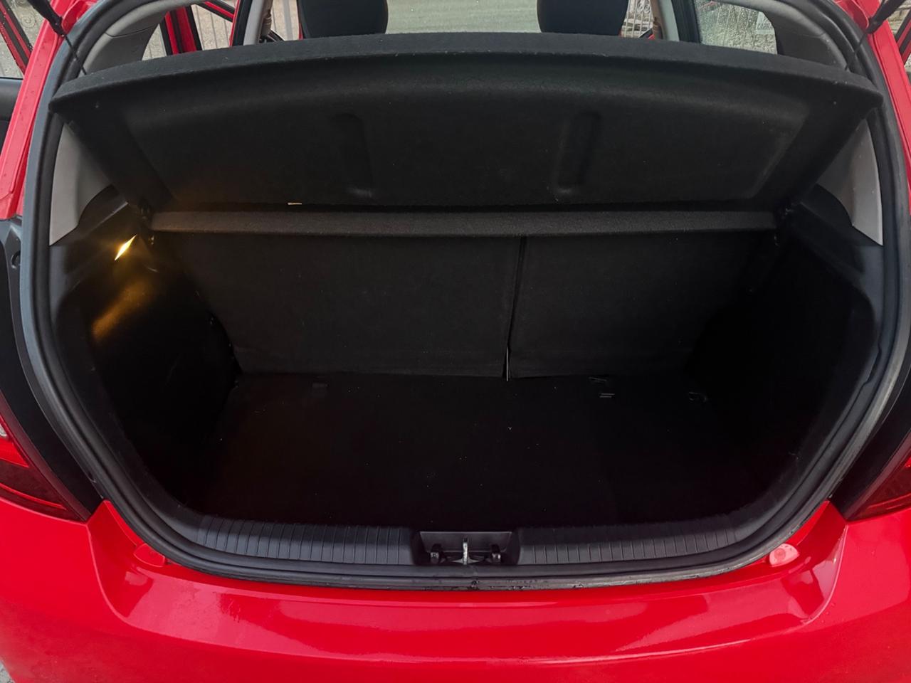 Hyundai i20 1.2 5p. Neopatentati no blocchi 2012