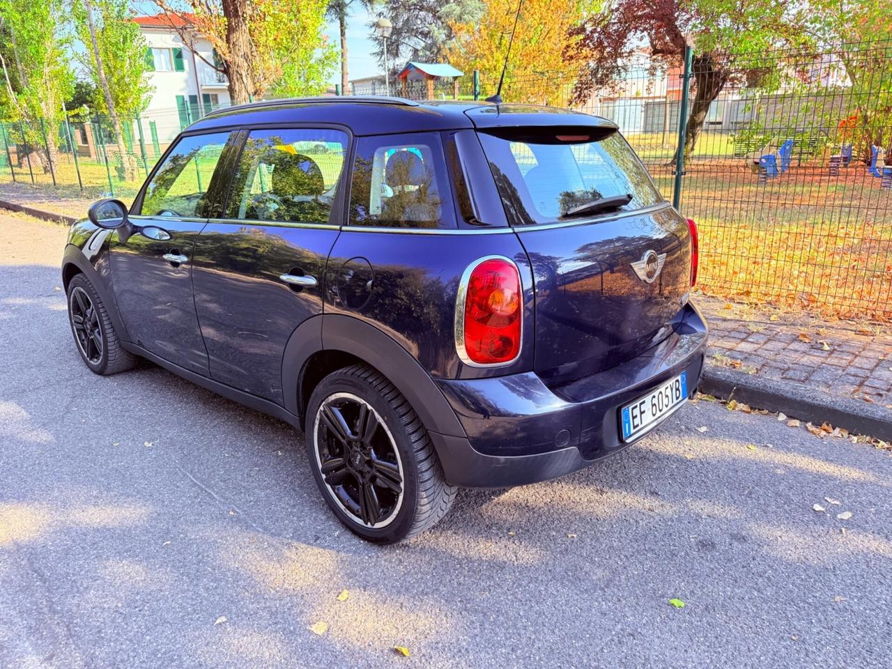 Mini Cooper Countryman 1.6 Benzina- OK PERMUTE !!!