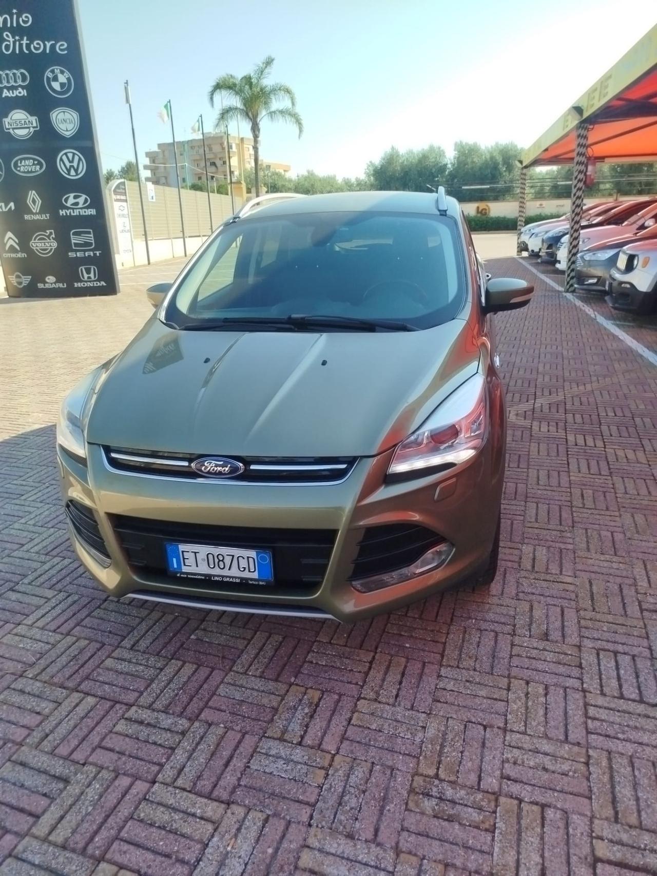 Ford Kuga 2.0 TDCI 140 CV 4WD Titanium