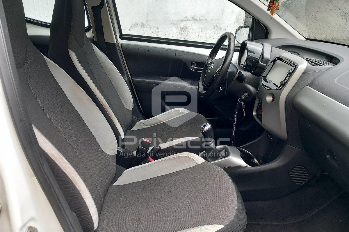 TOYOTA Aygo 1.0 VVT-i 69 CV 5 porte x-play