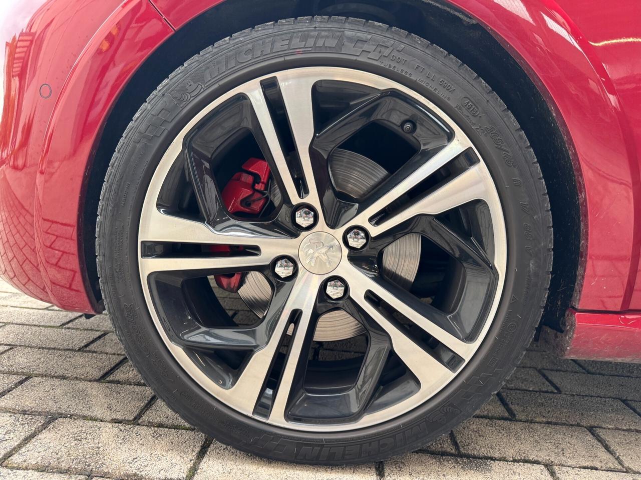 Peugeot 208 1.6 THP 200 CV 3 porte GTi