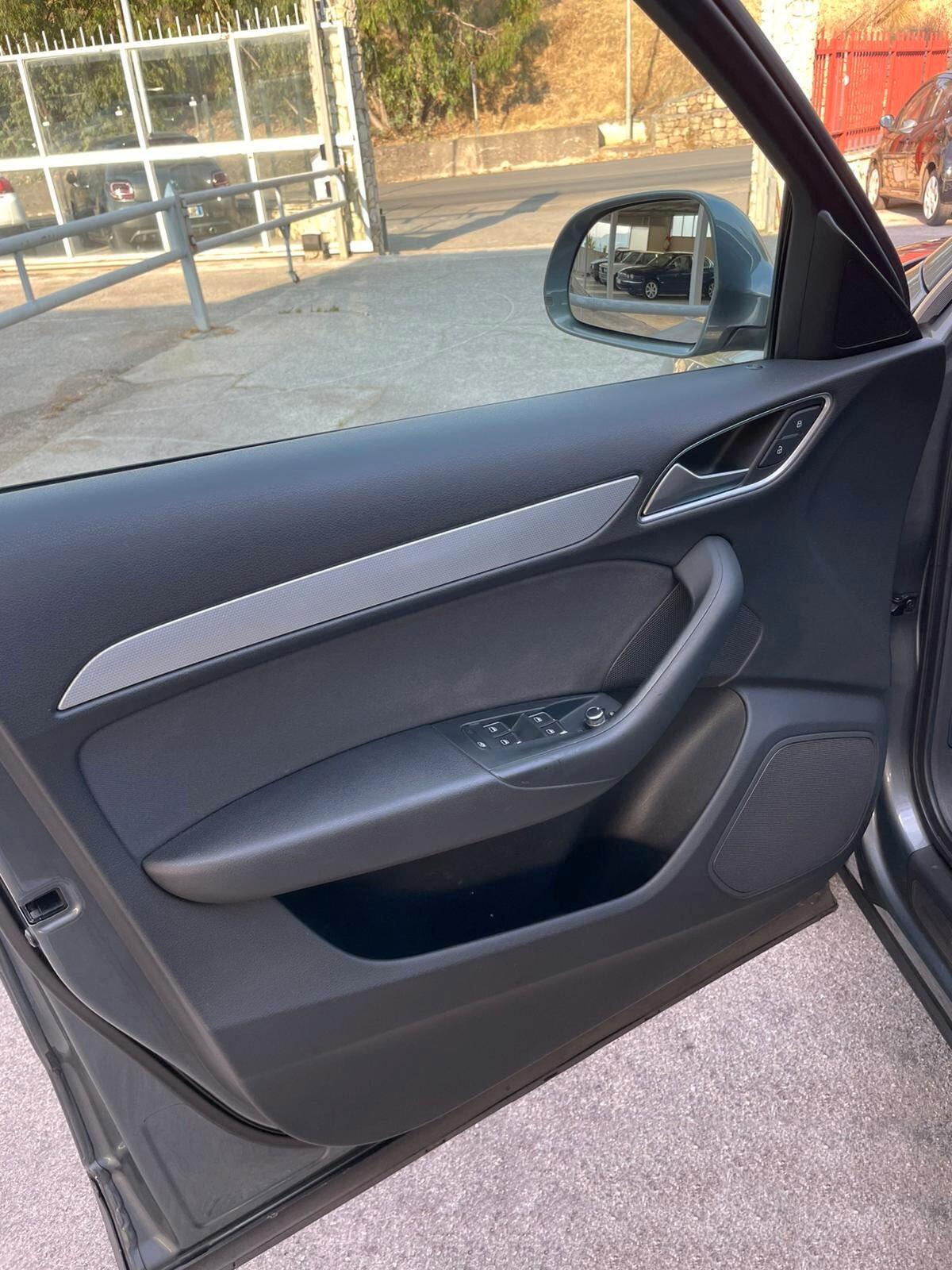 Audi Q3 2.0 TDI Business Plus