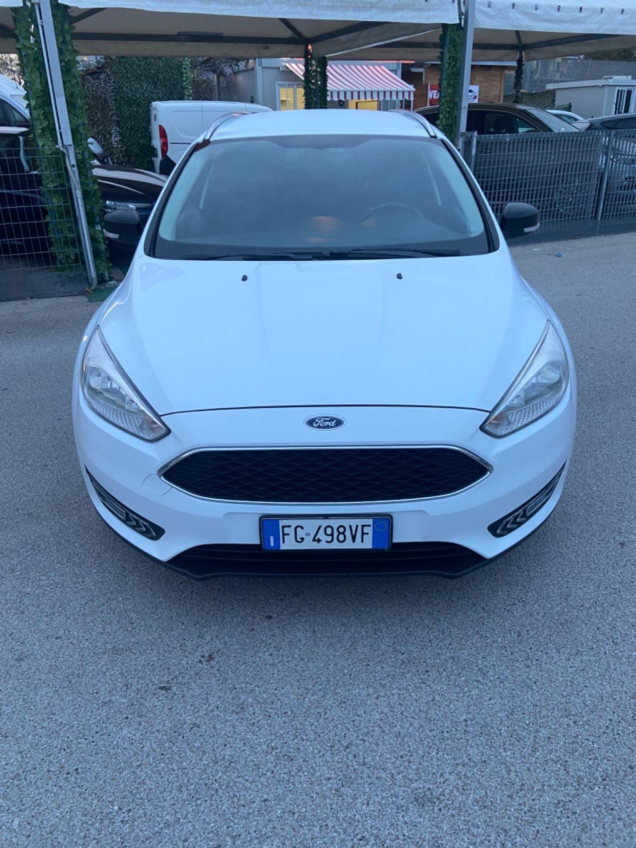 Ford Focus 1.5 TDCi 95 CV SW nuova garanzia12