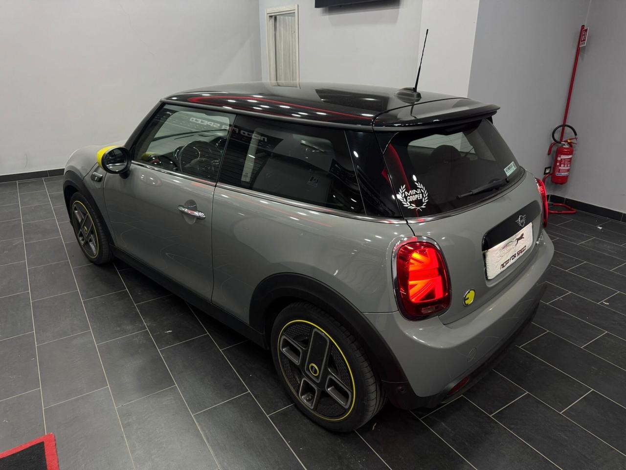 Mini Mini Full Electric Mini Cooper SE Electric