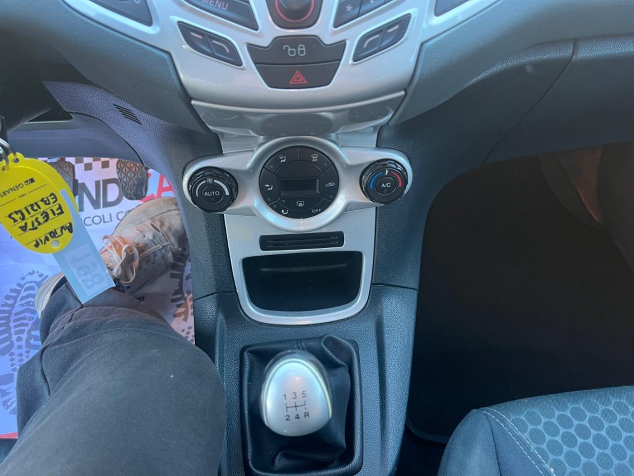 Ford Fiesta 1.4 5 porte Bz.- GPL Titanium Unipro 2010