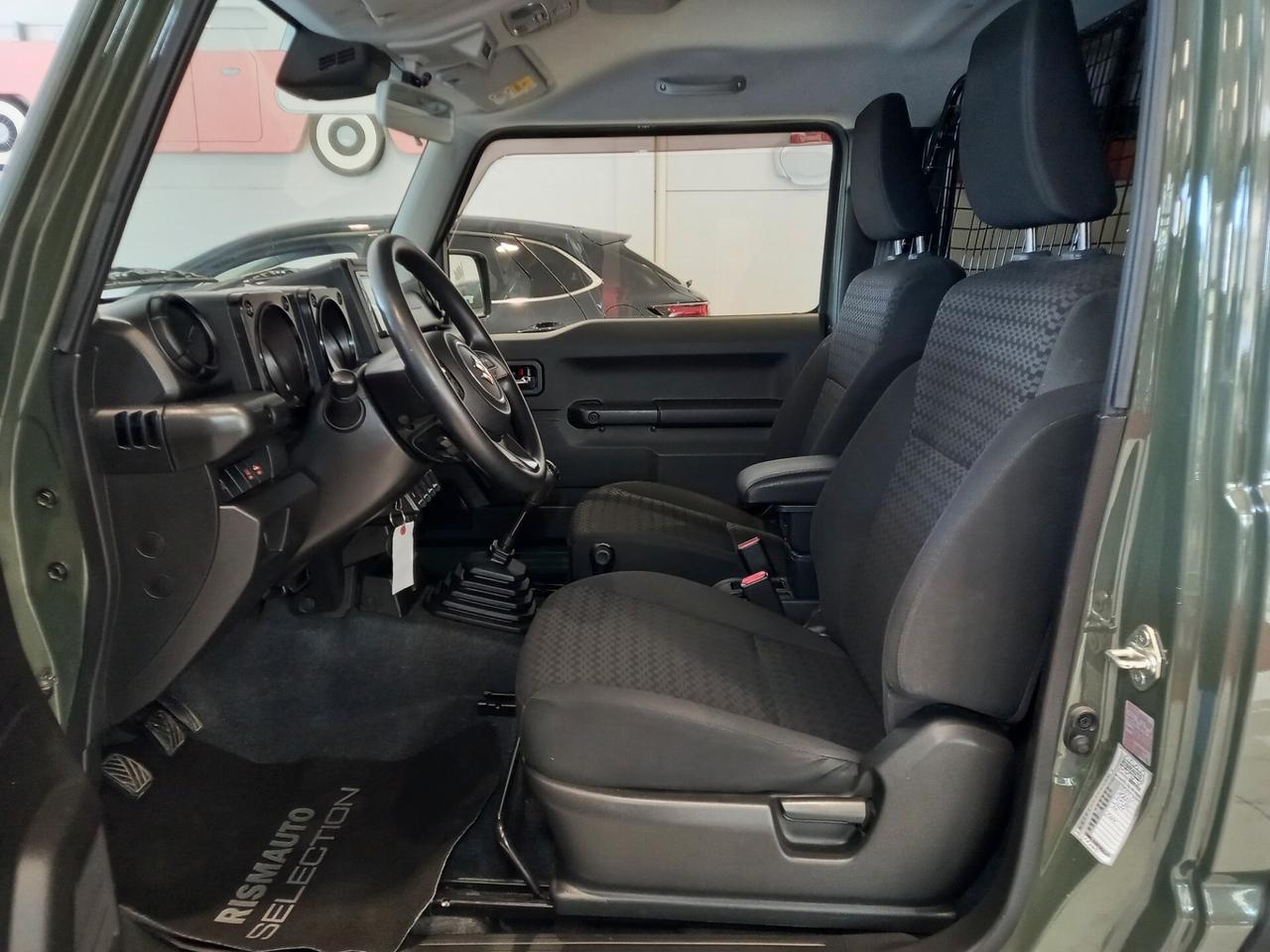 Suzuki Jimny 1.5 5MT PRO (N1)