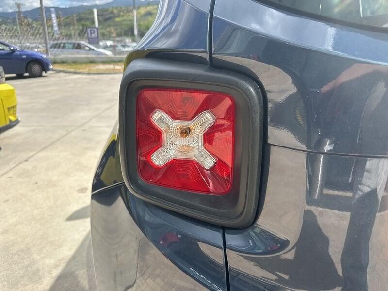 Jeep Renegade 2019 1.5 turbo t4 mhev Limited 2wd 130cv dct