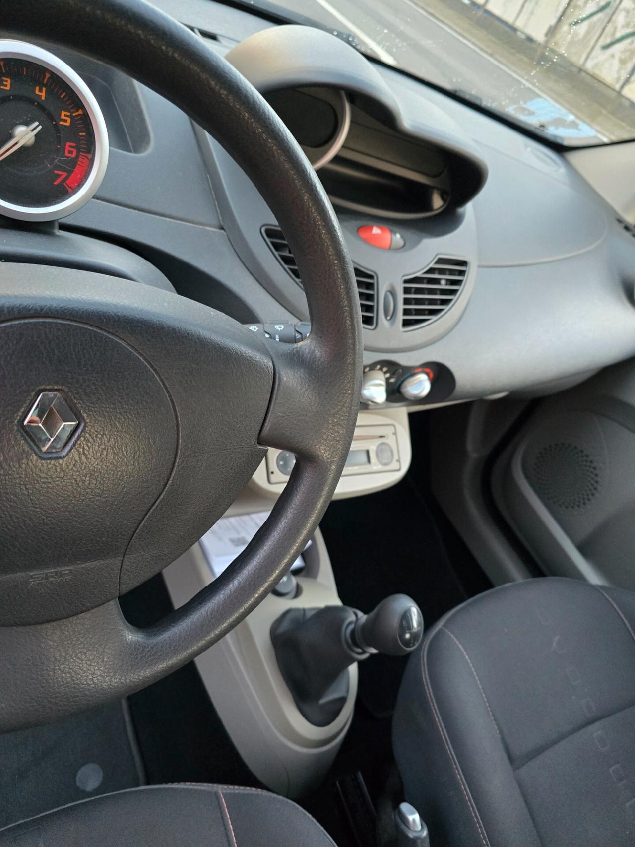 Renault Twingo 1.2 8V UNICO PROP 35KM