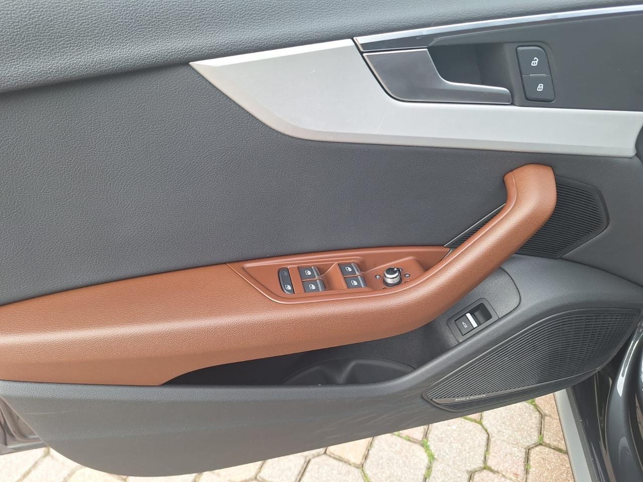 Audi A4 45 TFSI quattro S tronic Business Sport