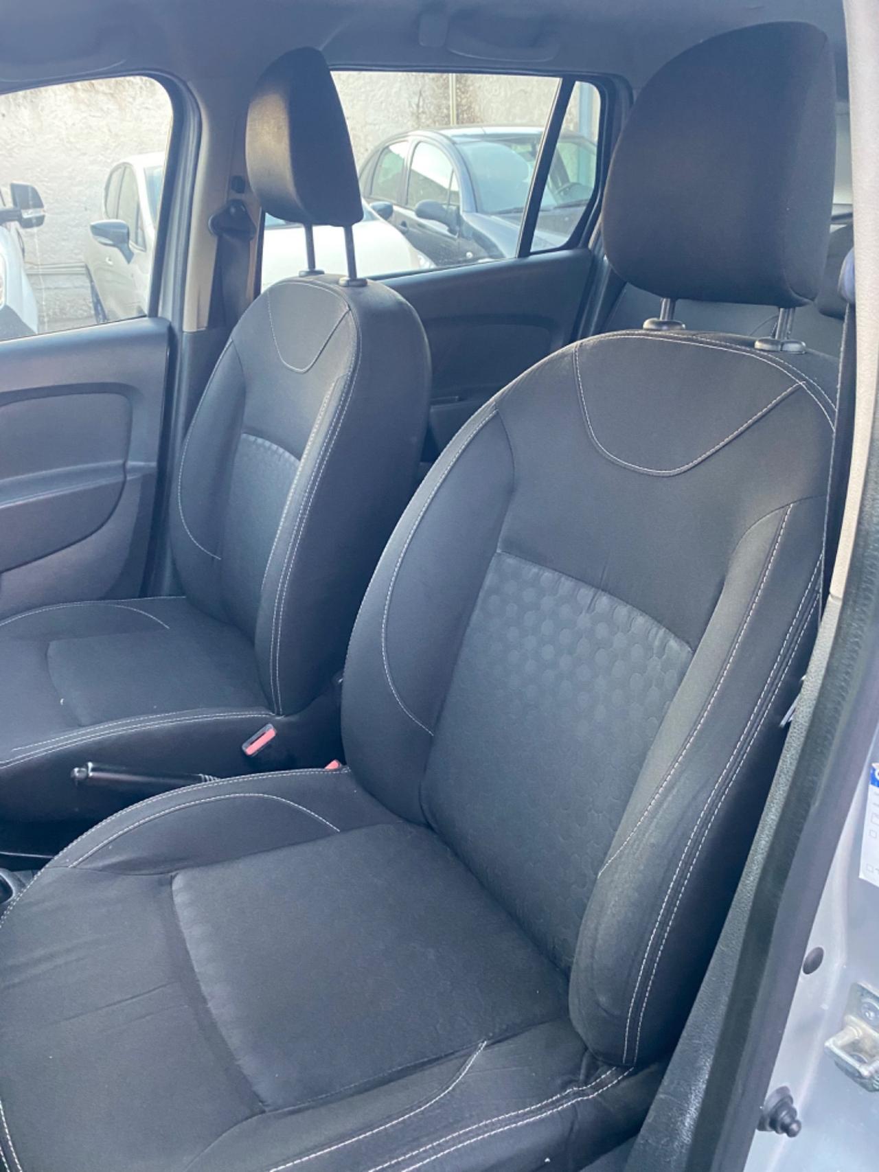 Dacia Logan 1.5 Dci 2014 Full Navi TAGLIANDATA