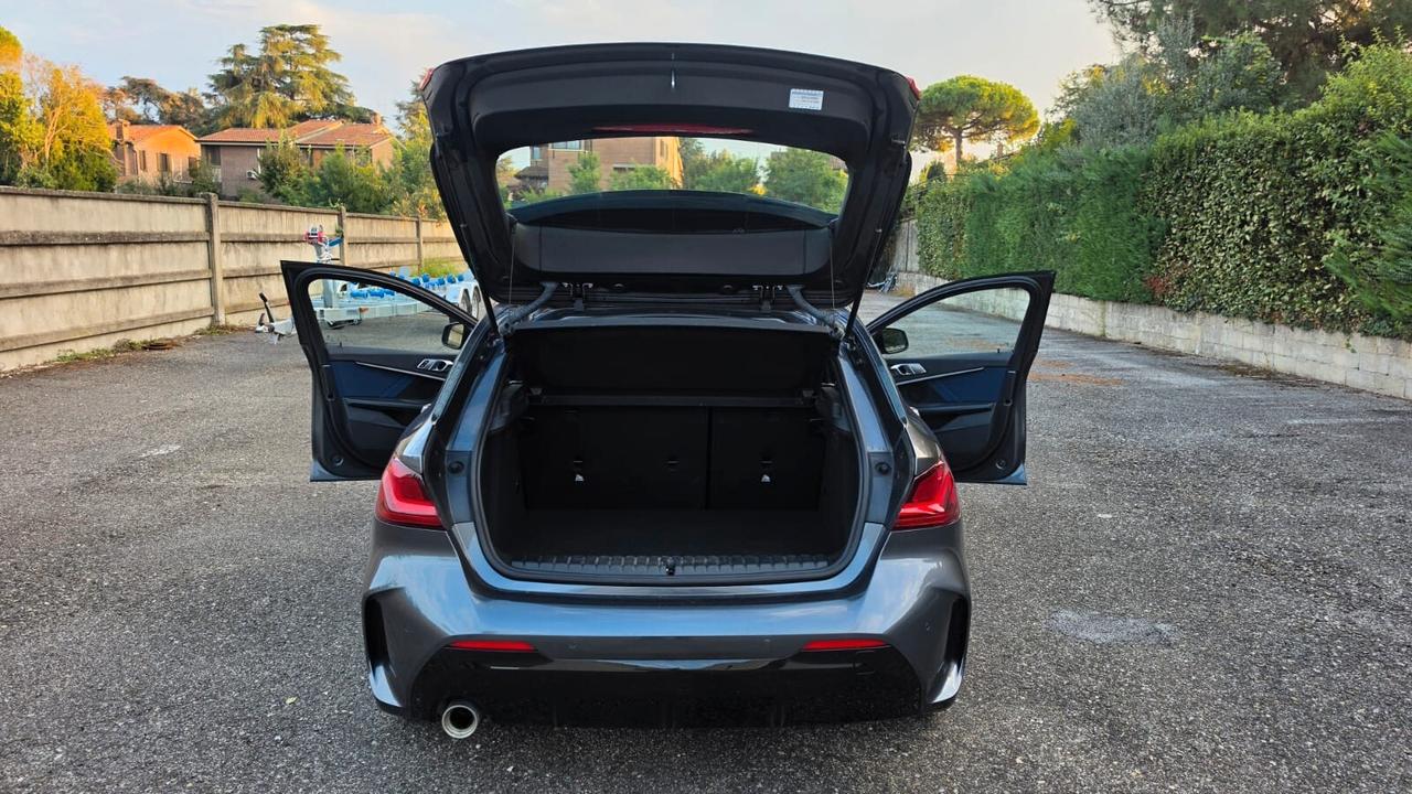 Bmw 118 118i 5p. Msport