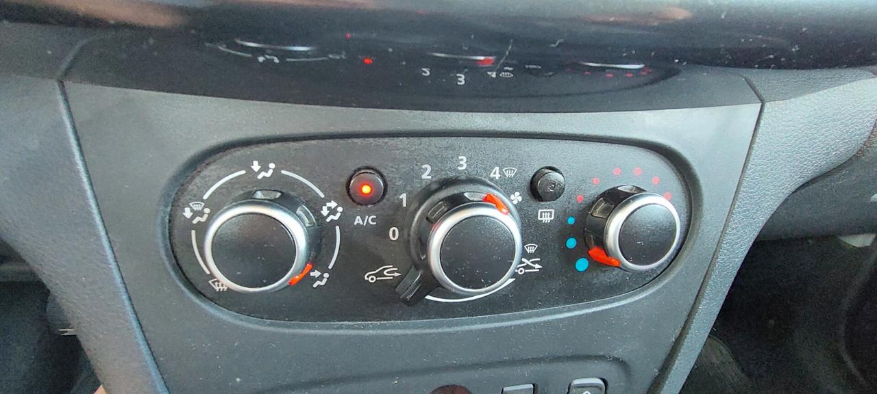 SANDERO STEPWAY 900 TURBO GPL DI SERIE SeS SS WOW 90 CV NAVI RETROCAMERA STRAFULL OPTIONAL