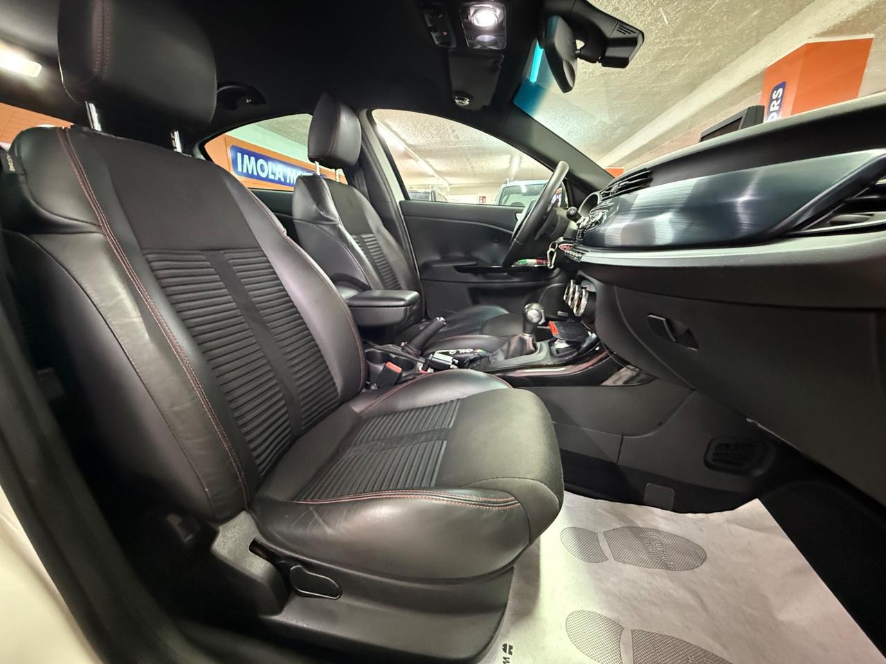 Alfa Romeo Giulietta 1.4 Turbo MultiAir TCT Exclusive BOSE