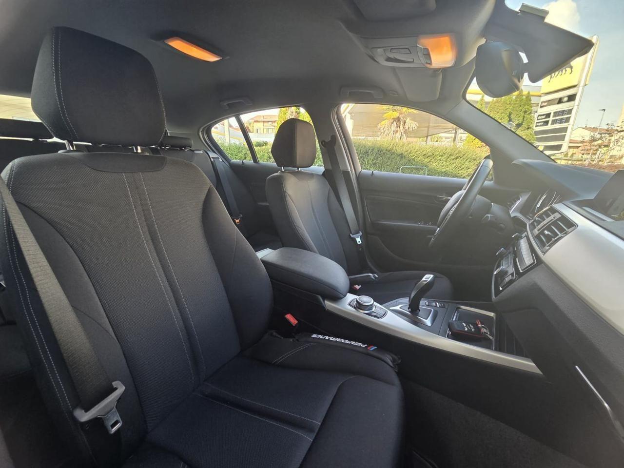 BMW Serie 1 5 Porte 118d Advantage 5p auto