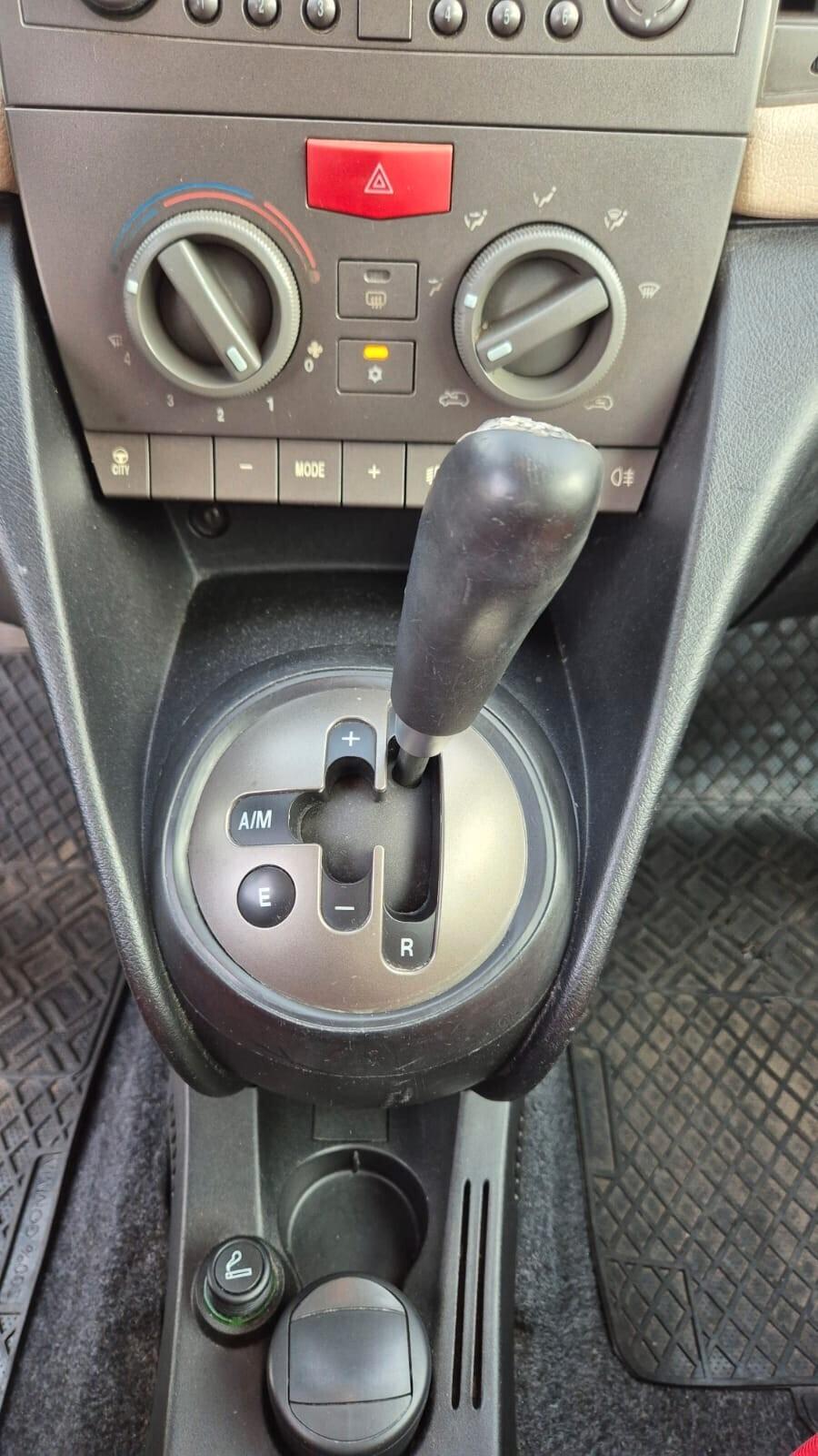 Lancia Ypsilon 1.3Mlt-Automatica-Motore km 170.000