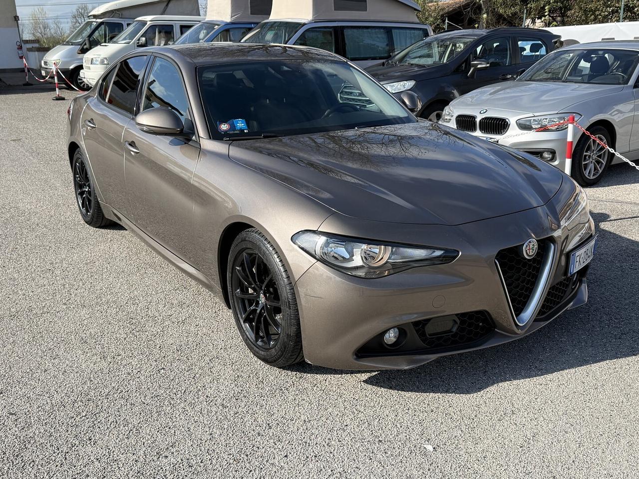 ALFA ROMEO GIULIA 150CV NAVI LED DNA