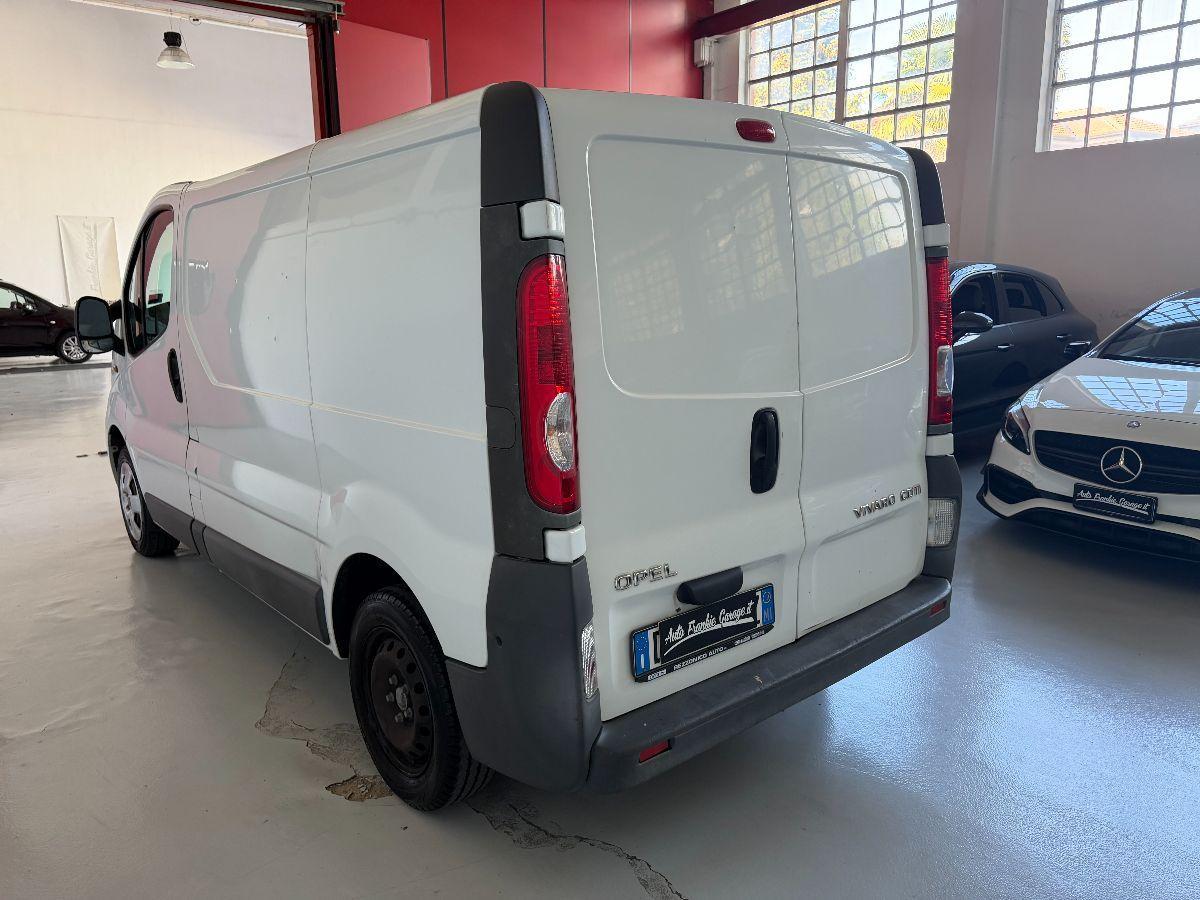 OPEL VIVARO