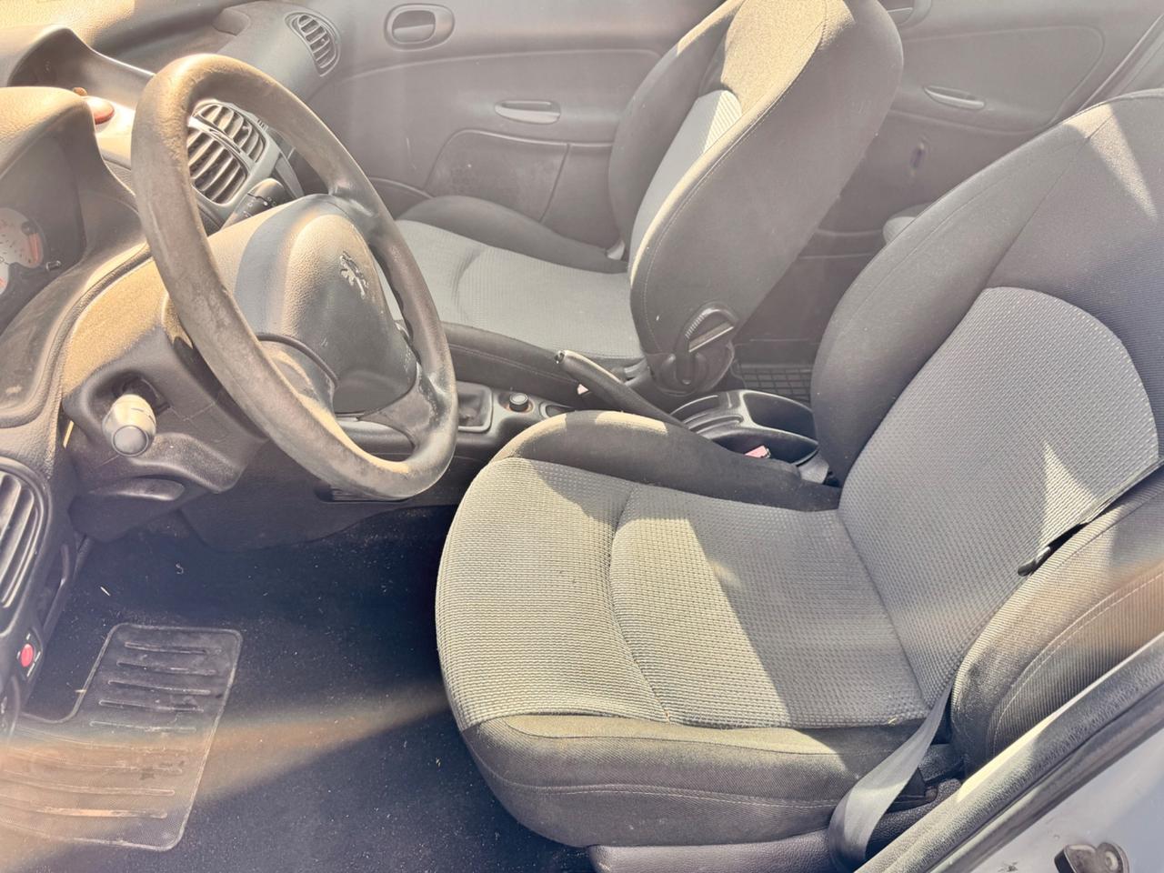 Peugeot 206 1.4 16V 5p. Roland Garros