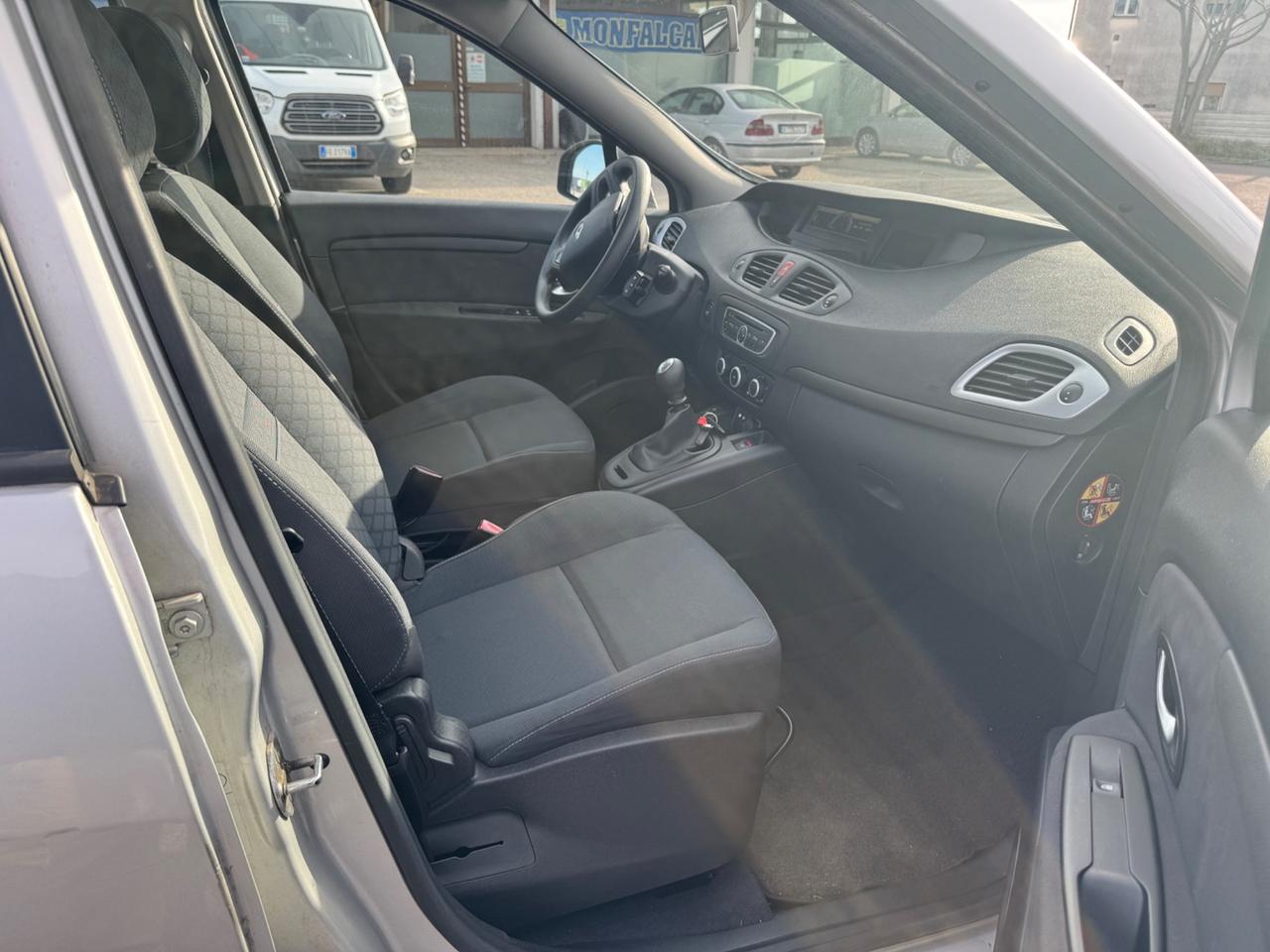 Renault Scenic X-Mod 1.5 dCi 105CV