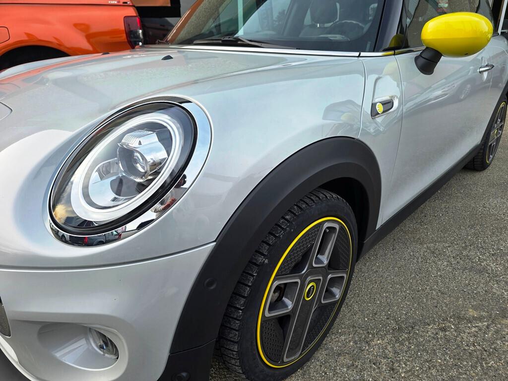 Mini Full Electric Cooper SE 184CV