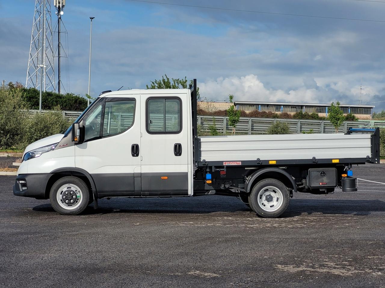IVECO DAILY 35C16 DOPPIA CABINA RIBALTABILE TRILATERALE NUOVO