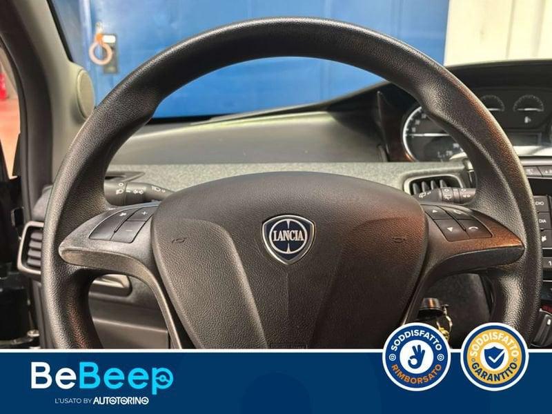 Lancia Ypsilon 1.0 FIREFLY HYBRID SILVER S&S 70CV