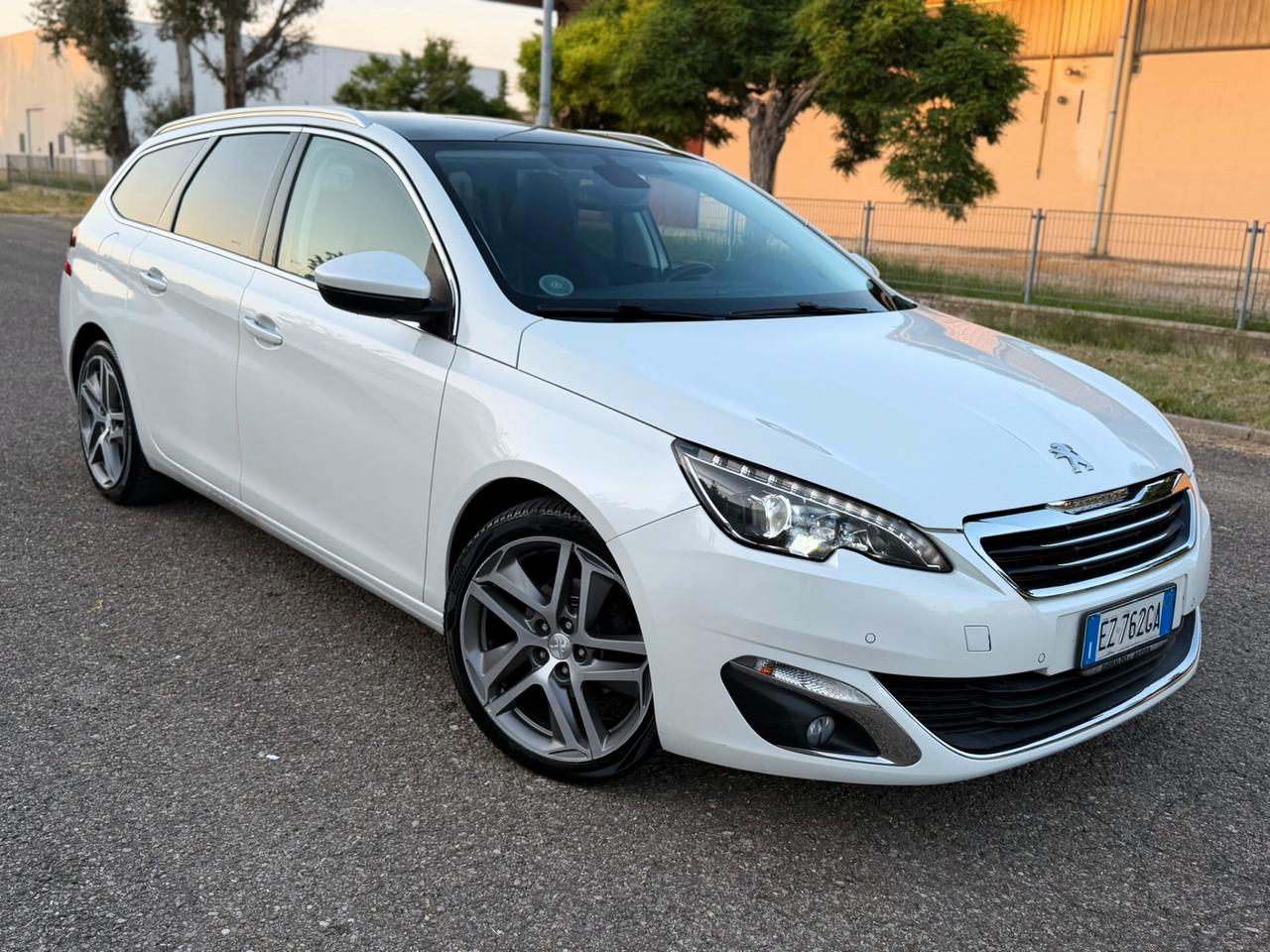 Peugeot 308 sw 1.6 HDi Full Opzionale