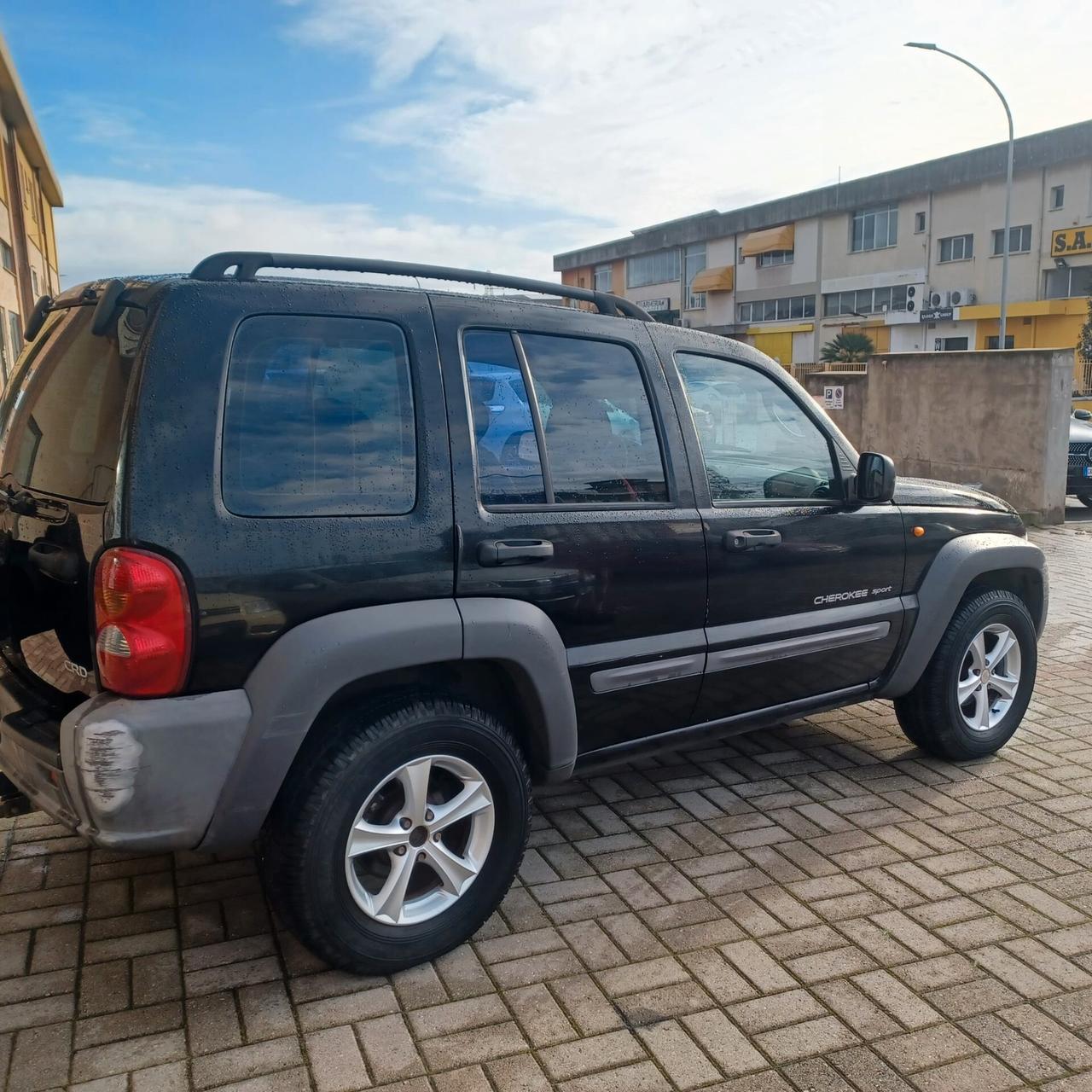 4X4 CHEROKEE 2.8 TURBINA E CATENA NUOVI