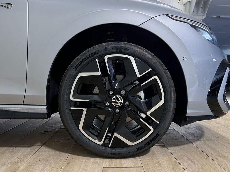Volkswagen Golf Golf 2.0 tdi R-Line Plus 150cv dsg