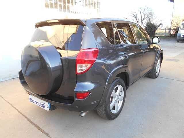 Toyota RAV4 2.2 D-4D 177 CV Luxury