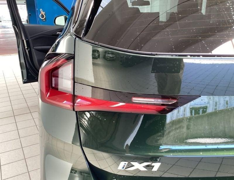 BMW iX1 eDrive20 Special Edition