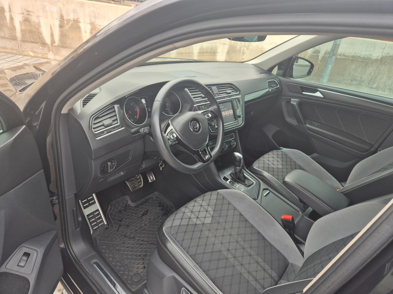 Volkswagen Tiguan 2.0 TDI r line