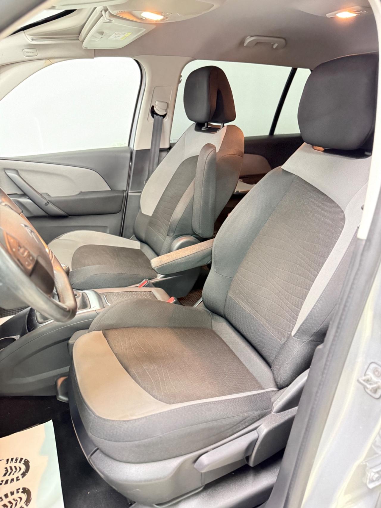 Citroen Grand C4 Picasso 1.6 e-HDi 115 Exclusive