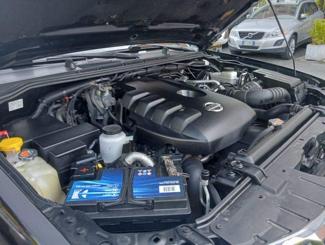NISSAN Navara 2.5 dCi 190CV 4 porte Double Cab LE*gancio traino*