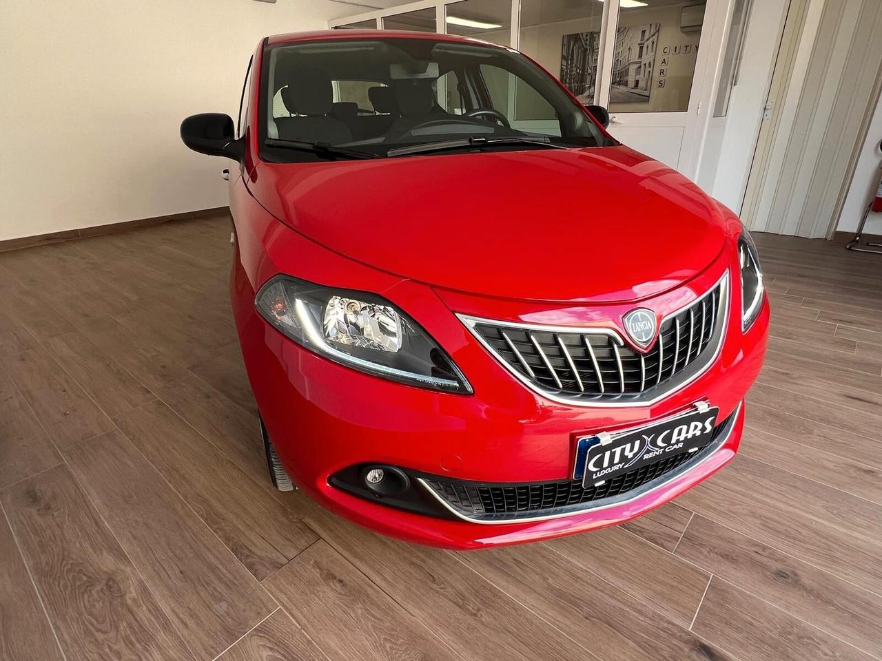 Lancia Ypsilon 1.0 FireFly 5 porte S&S Hybrid Gold