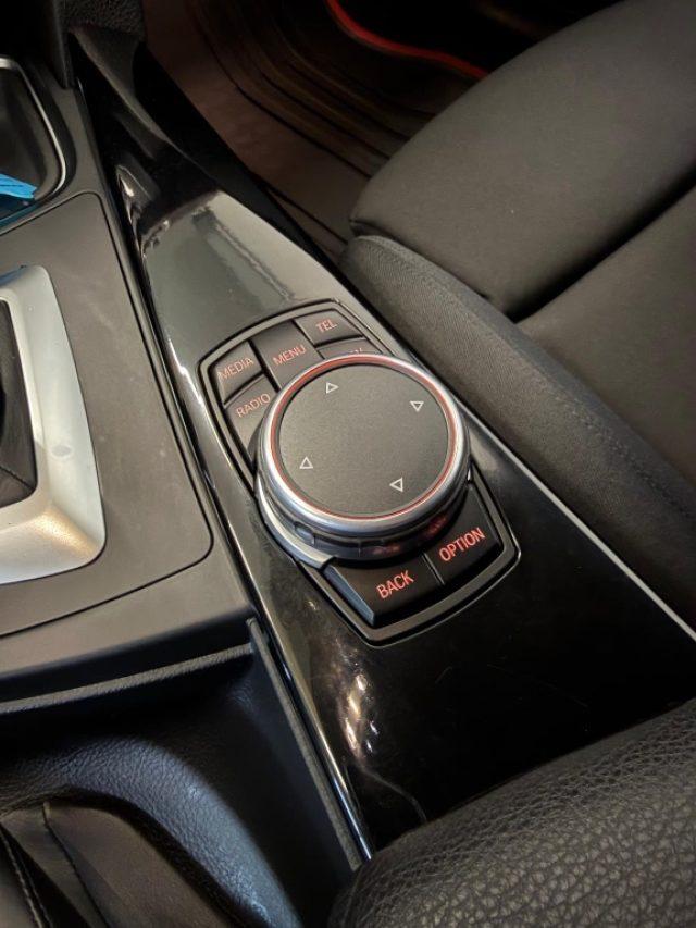 BMW 320 d Sport //LED//NAVI//