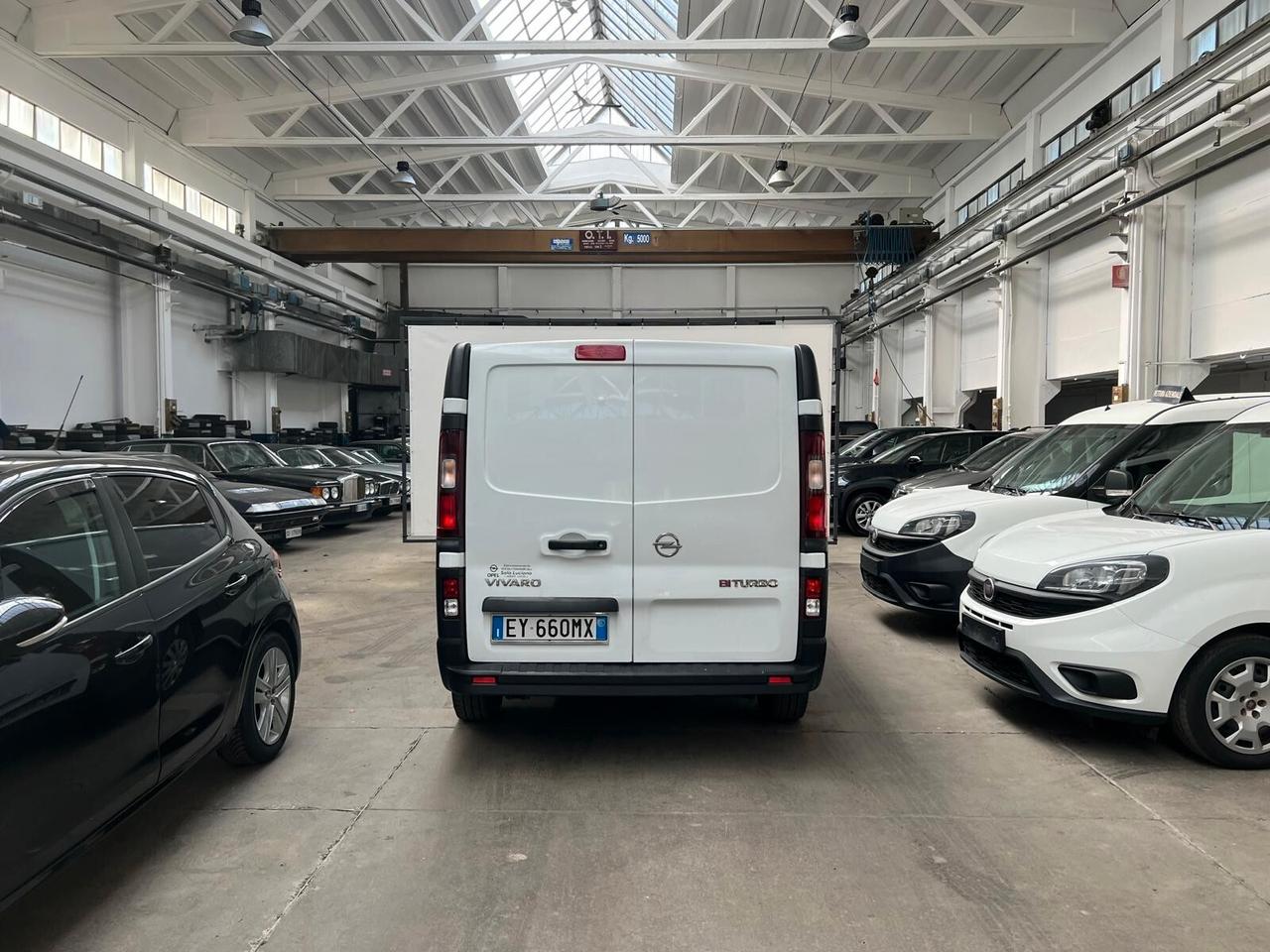 Opel Vivaro 29 1.6 BiTurbo 140CV 3 POSTI PREZZO + IVA