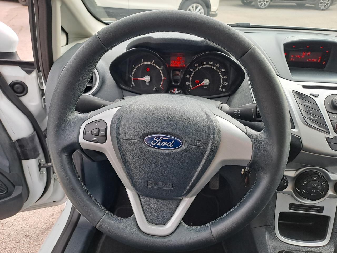 Ford Fiesta 1.4. GPL Titanium 5 porte