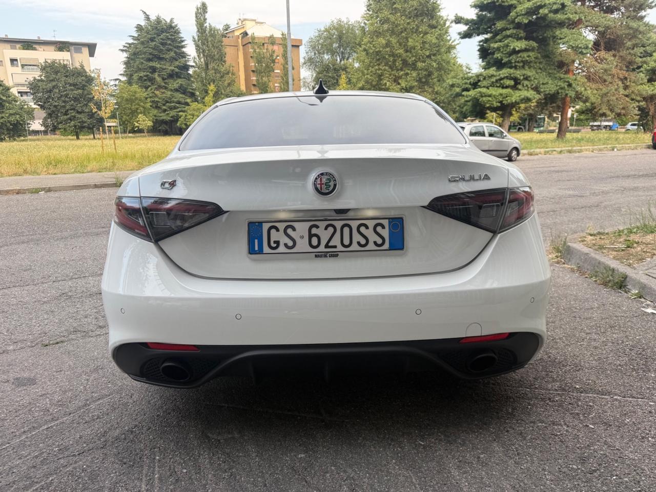 Alfa Romeo Giulia 2.2 Turbodiesel 210 CV AT8 AWD Q4 Tributo Italiano
