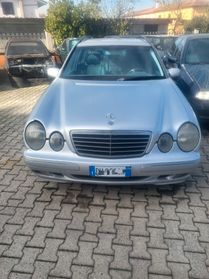 Mercedes-benz E 320 4 matic