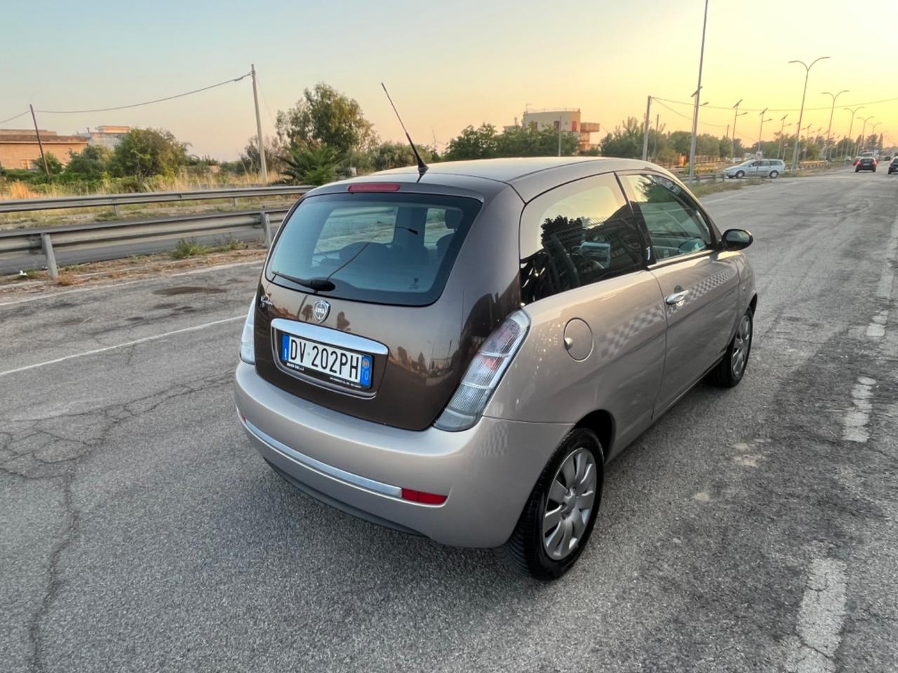 Lancia Ypsilon 1.2 Oro Unipro2009