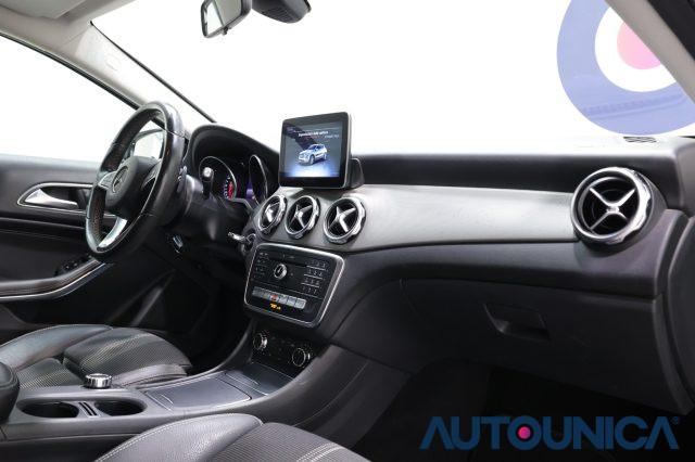 MERCEDES-BENZ GLA 200 D AUTOMATIC SPORT