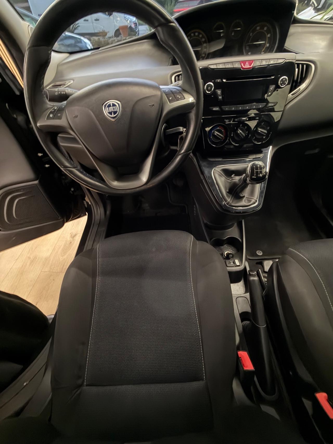 Lancia Ypsilon 1.3 MJT 16V 95 CV 5 porte S&S Platinum