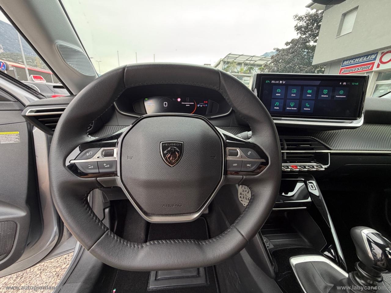 PEUGEOT 208 PureTech 100 S&S 5p. Allure