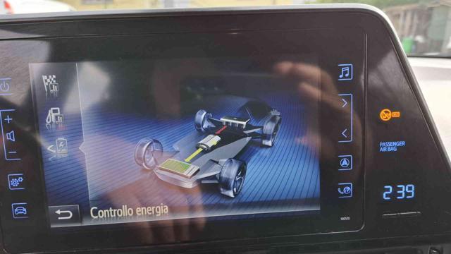 TOYOTA C-HR 1.8 Hybrid E-CVT