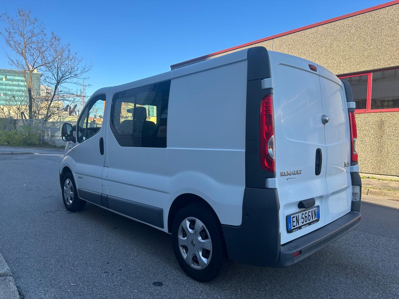 Renault Trafic T29 2.0 dCi/115 PL-TN-DC Furgone DPF QS