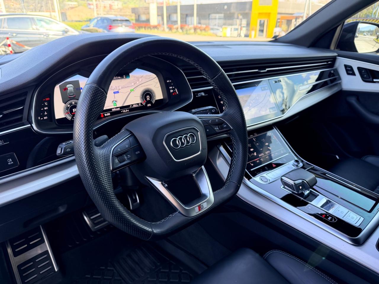 Audi Q8 50 TDI 286 CV quattro s-line plus cerchi 23