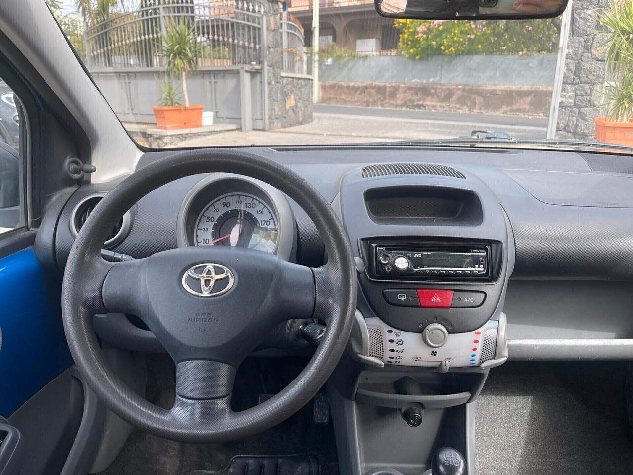 Toyota Aygo 1.0 12V VVT-i 5 porte