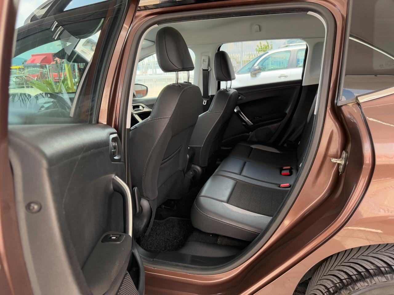 PEUGEOT 2008 ANNO 2015 1.6 DIESEL 120 CV